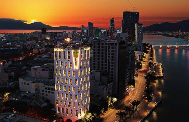 HẢI AN RIVERFRONT – KHÁCH SẠN TỔ ONG BÊN BỜ SÔNG HÀN